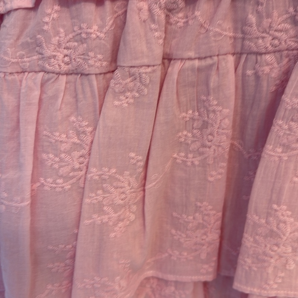 Pink Ruffled romper - Picture 4 of 5